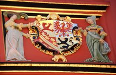 Habsburger Wappen am Historischen Kaufhaus, Münsterplatz